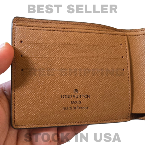 Louis Vuitton Men’s Wallet Monogram Brown with all accessories 100% authentic.